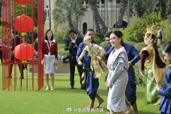 闡述了體育
